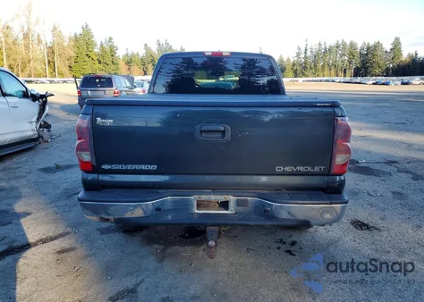 2003 Chevrolet Silverado K1500 z USA, uszkodzony, nr VIN 1GCEK19V03E128573